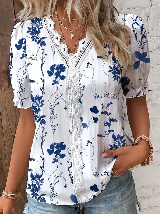 V-neck T-shirt With Lace Trim And Floral Print