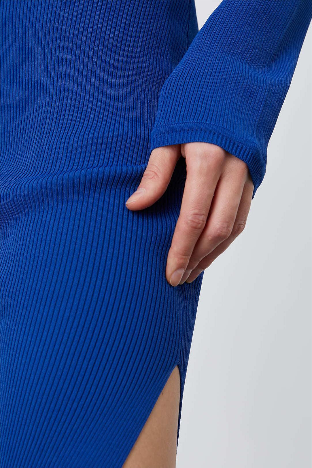 Knit Solid Long Sleeve Split Midi Dress