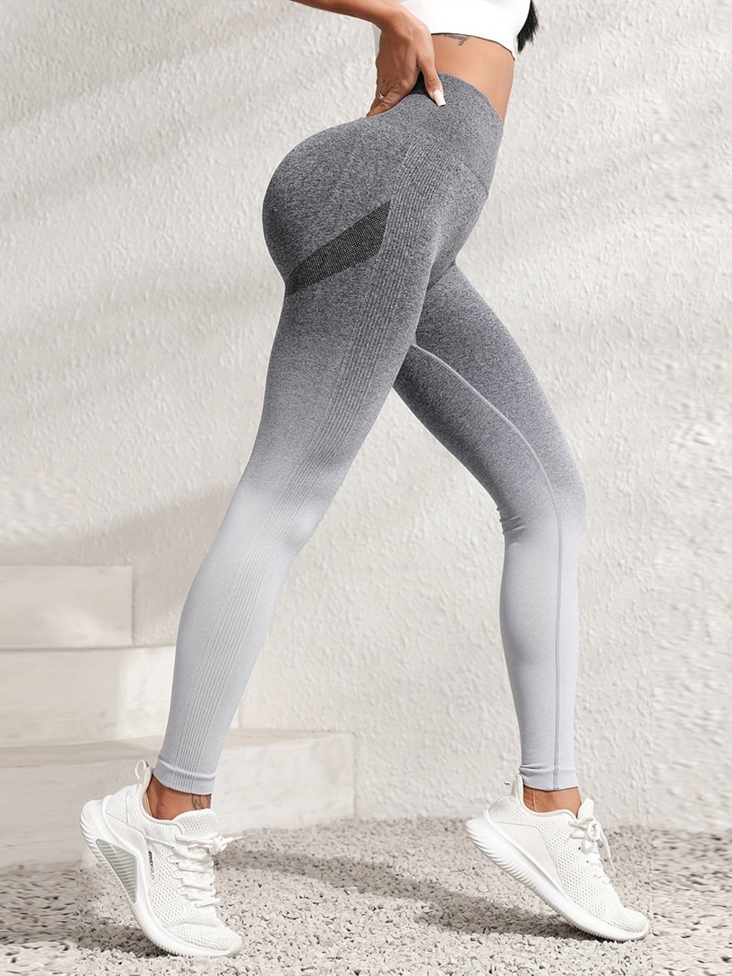 Seamless Gradient Quick-drying Buttock Shaping Sports Yoga Pants