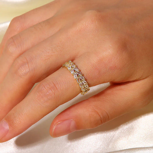 Aurelia Vine Ring