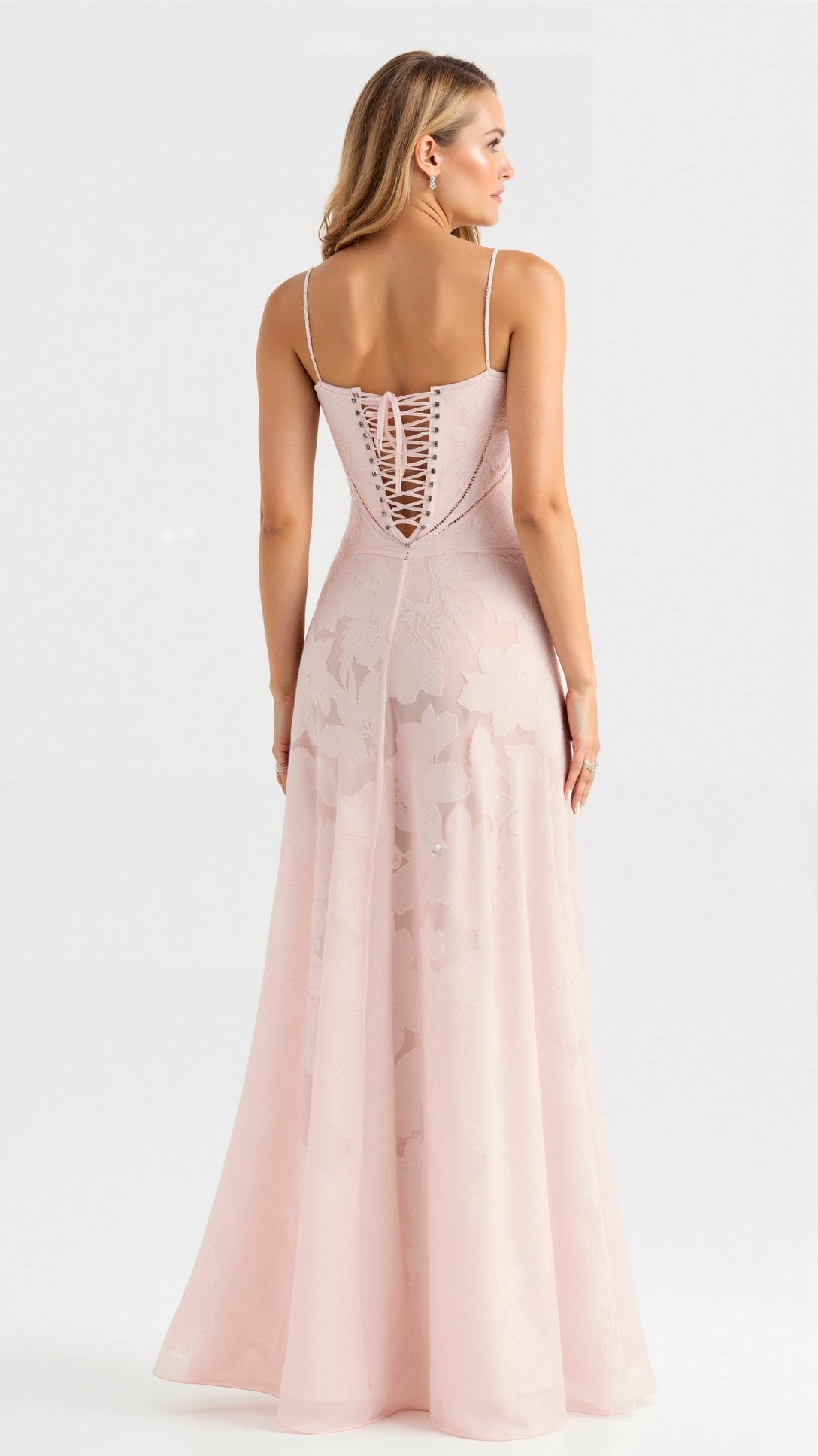 Amira | Elegant Lace Gown