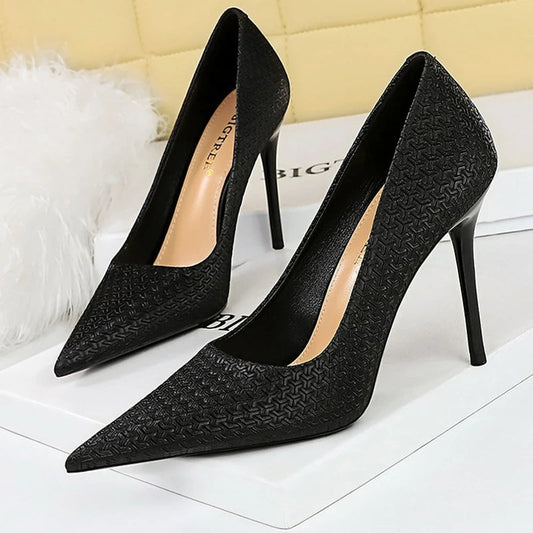 Embossed Pattern High Heel Pumps for Women - Fashionable Party Shoes