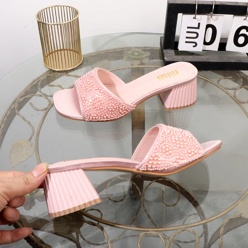 Luxurious ladies slippers with thick square head and 6cm coarse heel