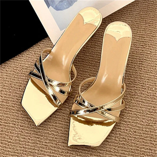 Women's Fashion Narrow Band Slip On Low Heel Slipper
