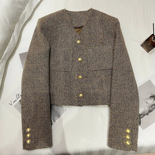 Women’s Cropped Blazer – Tailored Fit with Gold-Tone Buttons