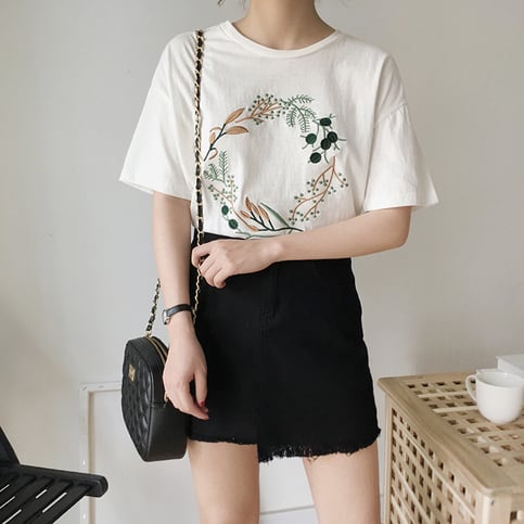 Cute Flower Plant Print Embroidery Shirt T-shirt Tee Top Kawaii Korean Japanese Harajuku Chinese Retro Streetwear Aesthetic Fashion