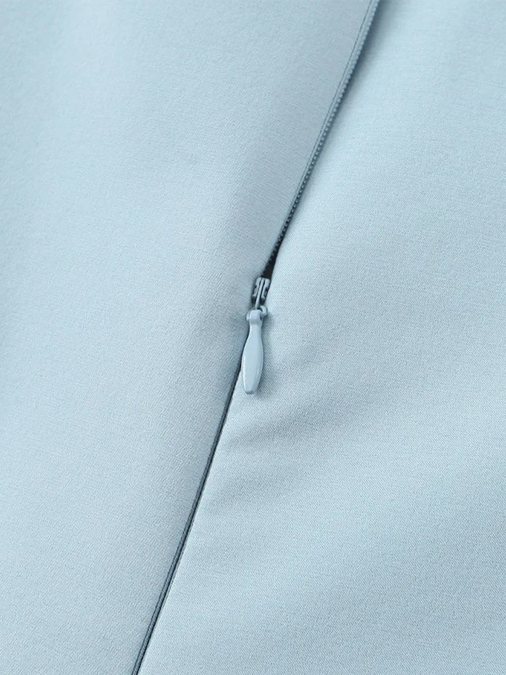 Off Shoulder Oversized Bow Detail Bodycon Mini Dress