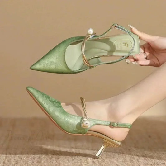 Summer Fashion Pointed Pearl Sexy High Heels Banquet Women Low Heel Pump