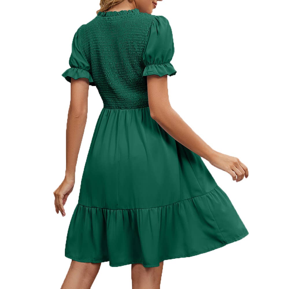 Short Sleeve Pleated Round Neck Midi Dress for Every Occasion
