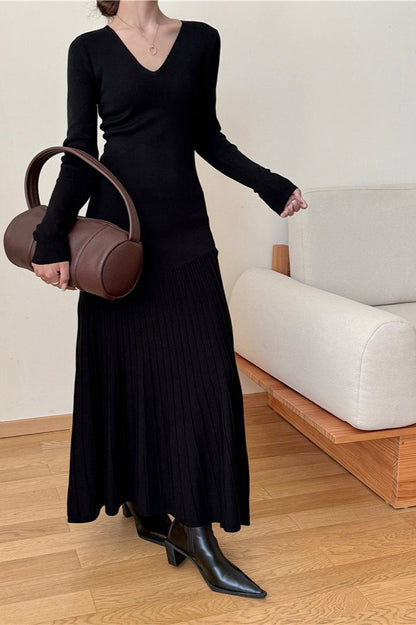 | Knit Fitted Mermaid Hem Maxi Dress