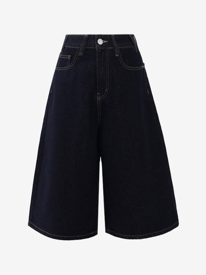 Loose-Fitting Wide-Legged Denim Shorts