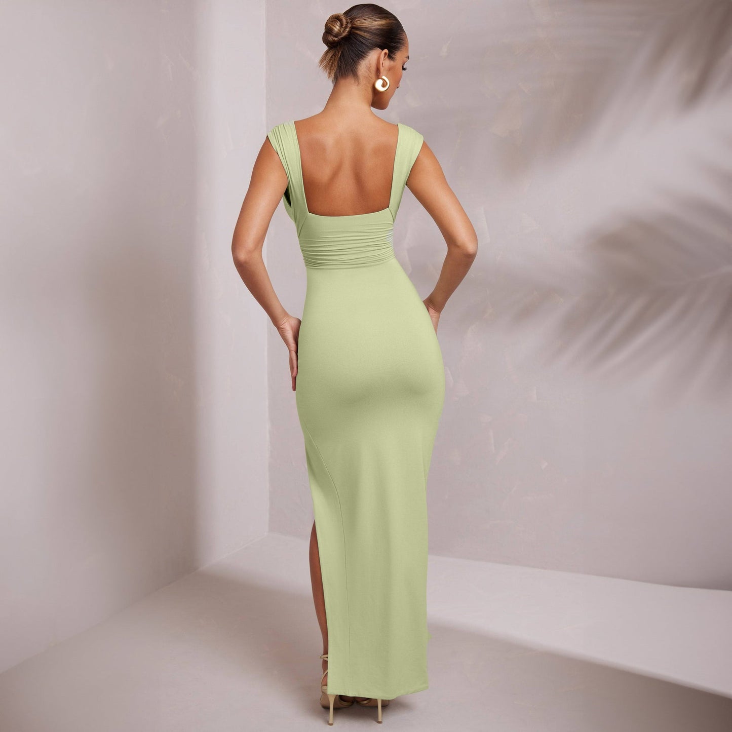 Ariana Luxe - Deep V-Neck Backless Maxi Dress