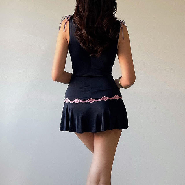 TARUXY Lace V-neck Mini Dress Hot Girls Bow Bandage Pleat Slit Sexy Plunge Sleeveless Slim Beach Dress Party Female Summer New