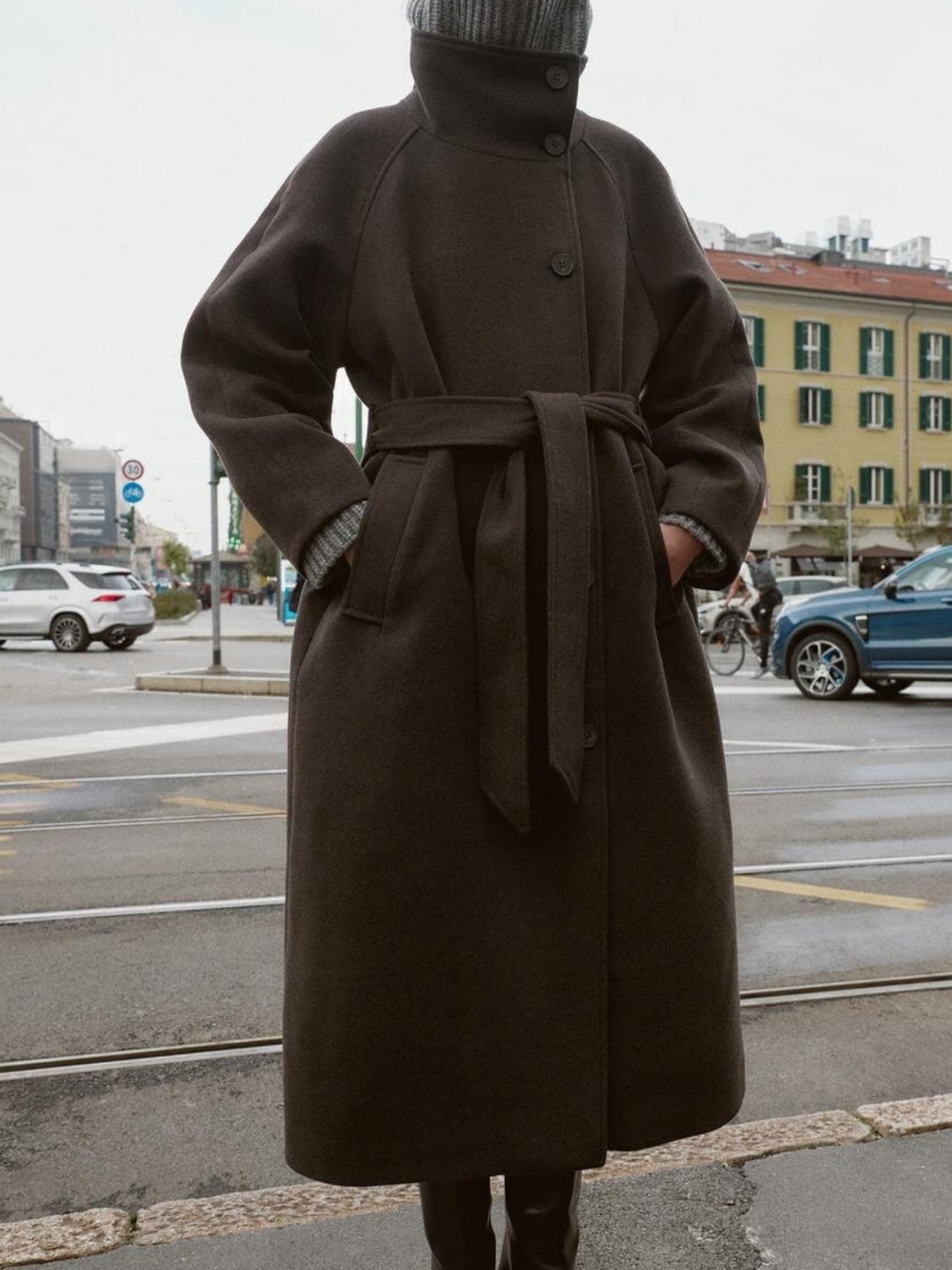 Waist-cinching Wool Coat Stand-up Collar Tie Coats