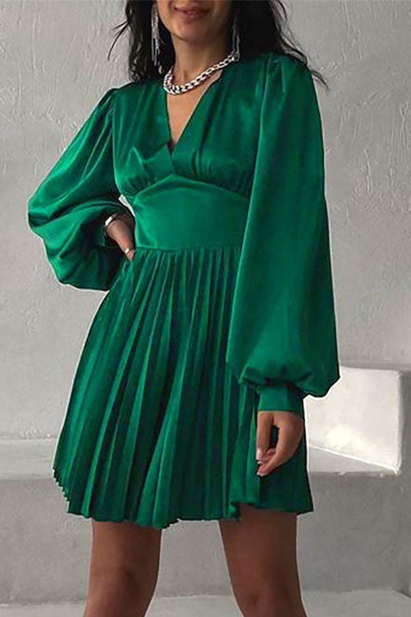Trendy V-neck Balloon Sleeve Pleated Mini Dress