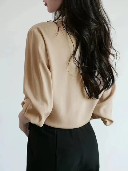 | Chic Blouse