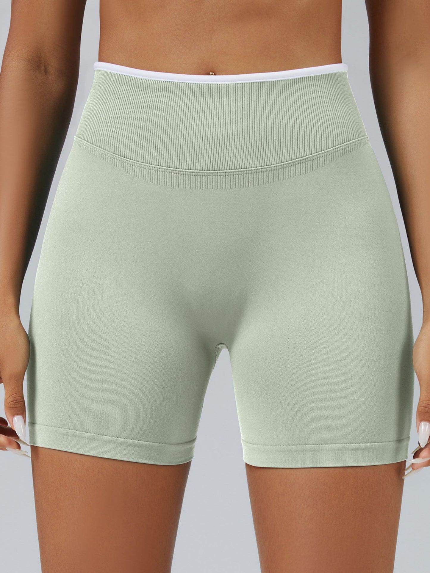 Color Matching Seamless High-waisted Hip Lift Exercise Yoga Shorts