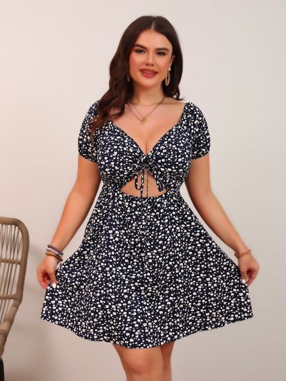 Plus Size Floral Chest Pleated Waist Trimming Short Sleeved V neck Dress