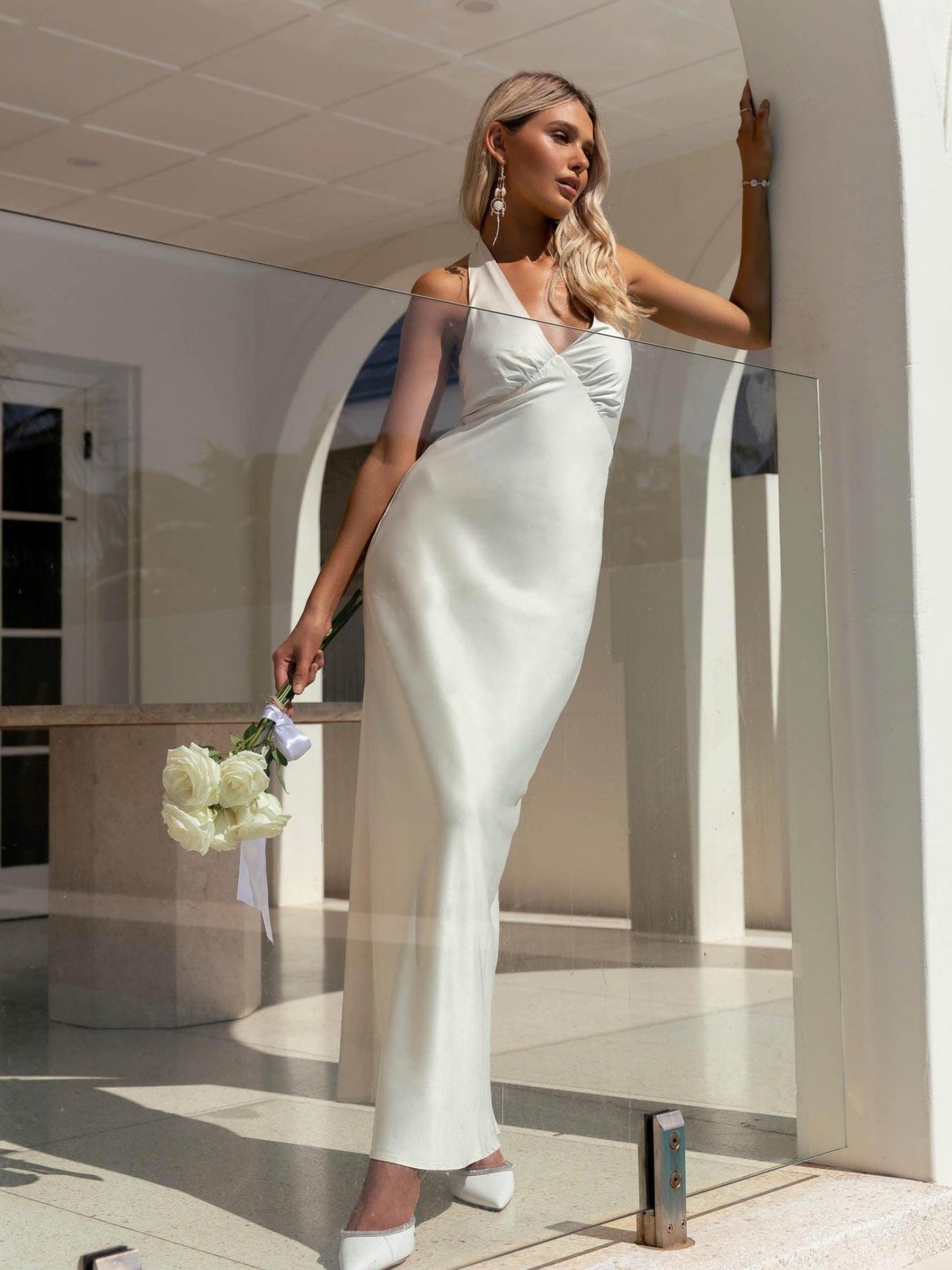 Satin V-neck Halter Neck Backless Strappy Maxi Dresses