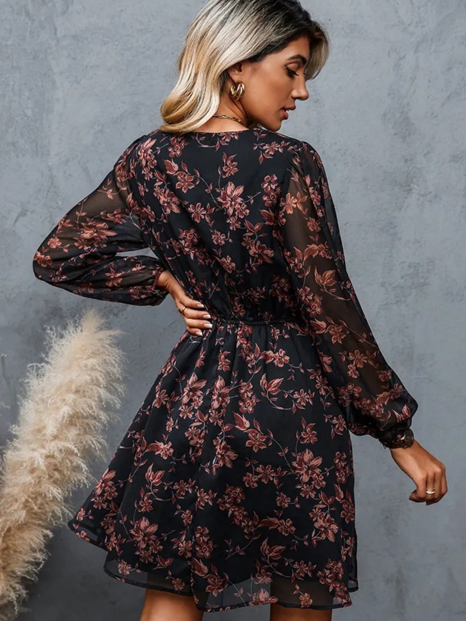 Printed Chiffon V-neck Sheer Long Sleeves Mini&Short Dresses