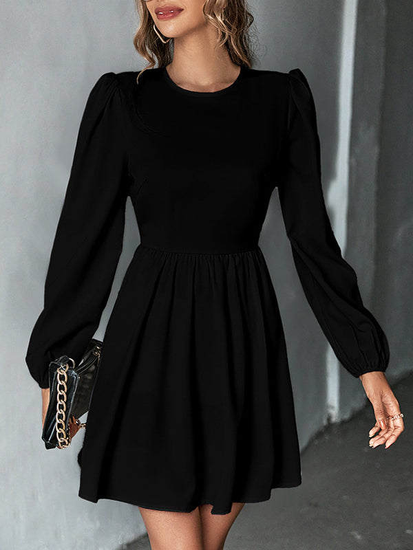 A-Line Bishop Sleeve Backless Elasticity Hollow Pleated Solid Color Tied Round-Neck Mini Dresses