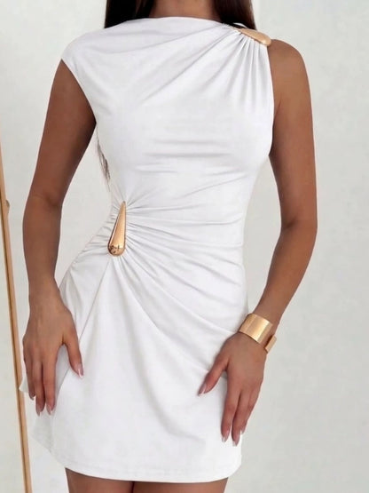 Metal Buckle Pleated Slim-fit Hip-hugging Mini&Short Dresses
