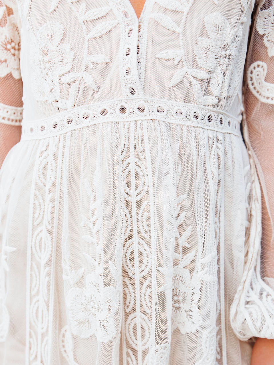 Lace Long-sleeved V-neck Solid Color Chiffon Long Dress