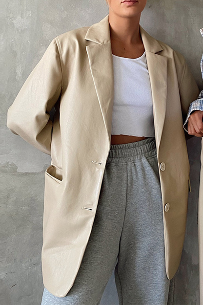 Fashion Elegant Solid Pocket Buckle Turn-back Collar Outerwear