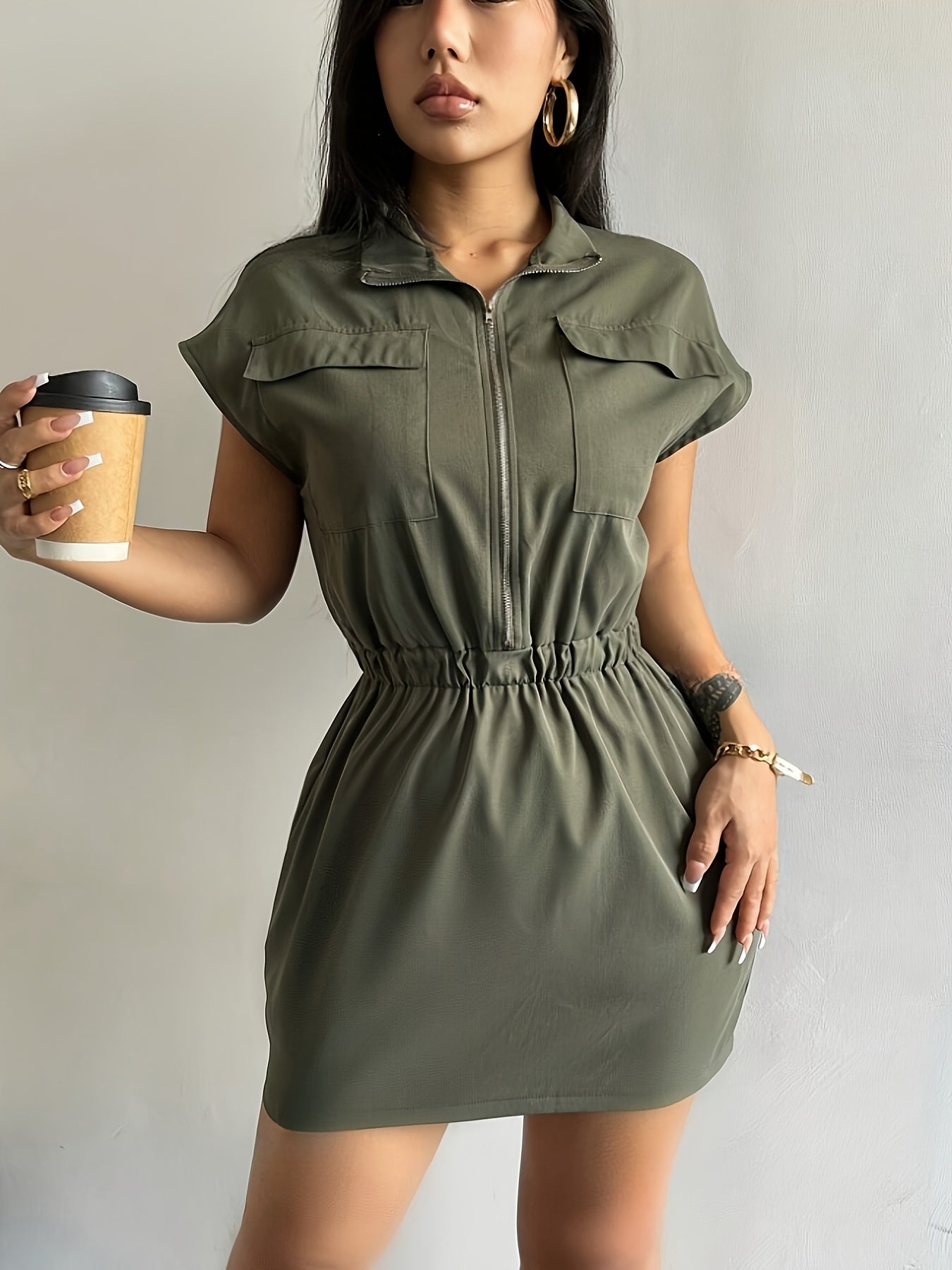Workwear Style Shirt With A Fitted Waist And Slimming Short-sleeved Dress