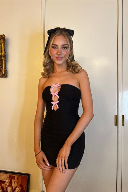 Strapless Sweetheart Neck Bow Detail Front Cutout Bodycon Mini Dress