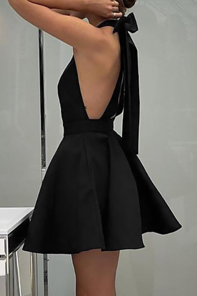 Halter Neck Square Neck Bow Back Fit and Flare Pocket Mini Dress