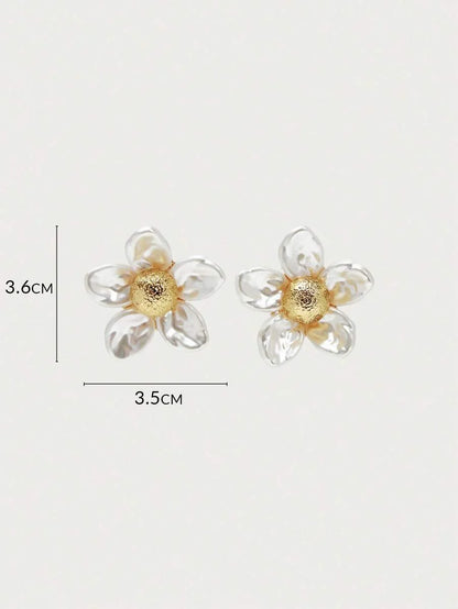 Pearl Shell Bloom Stud Earrings