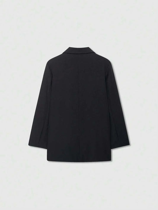 Lapel Crest Blazer