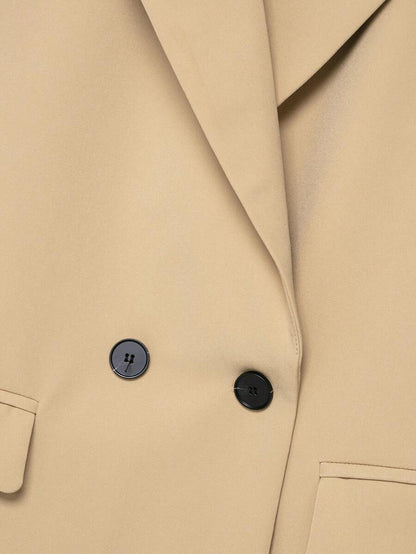 Lapel Crest Blazer