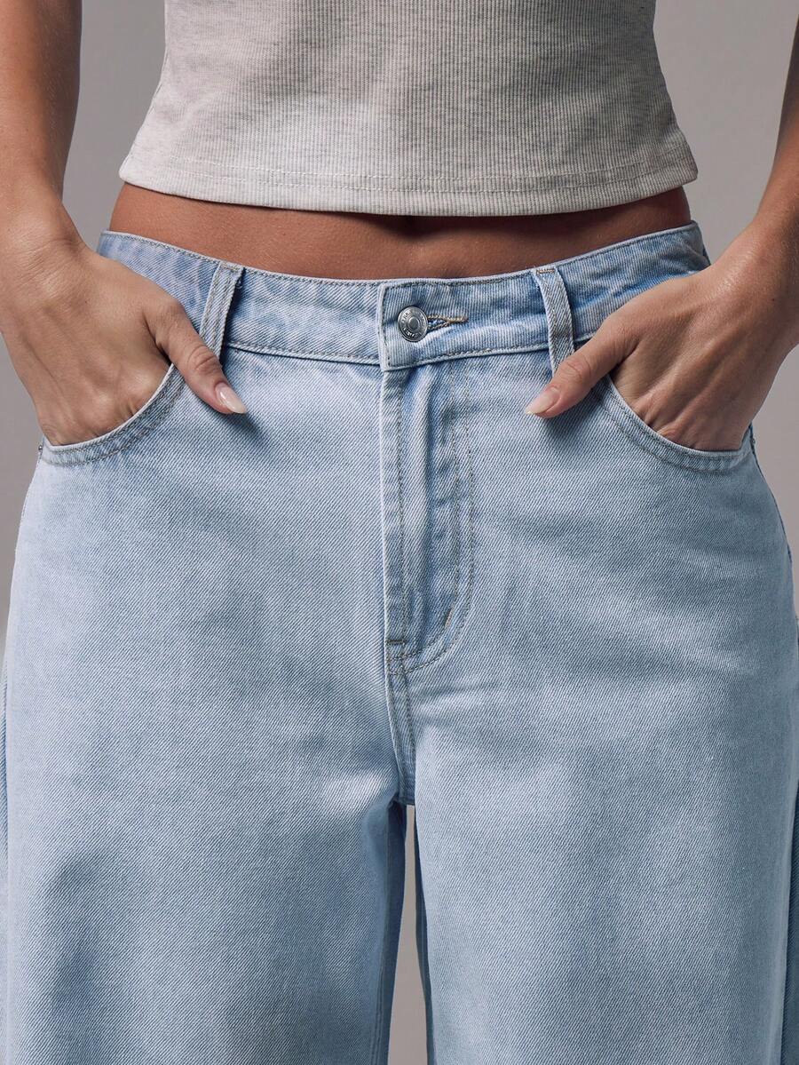 Mid Rise Wide Leg Denim Jeans With Silver Button Detail For Casual Everyday Wear