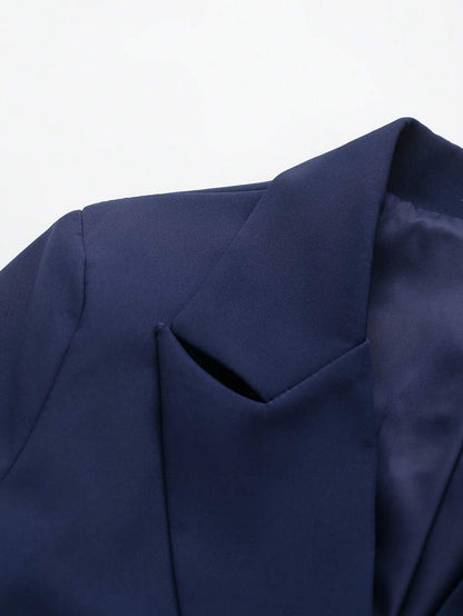 Lapel Crest Blazer
