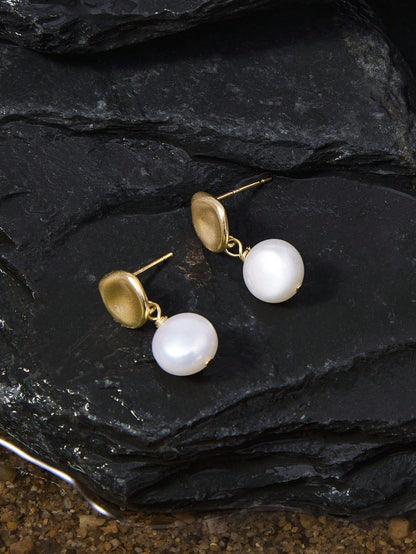 Luster Pearl Studs
