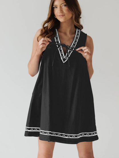 Denim Embroidery Openwork Tie V-neck Sleeveless Mini&Short Dresses