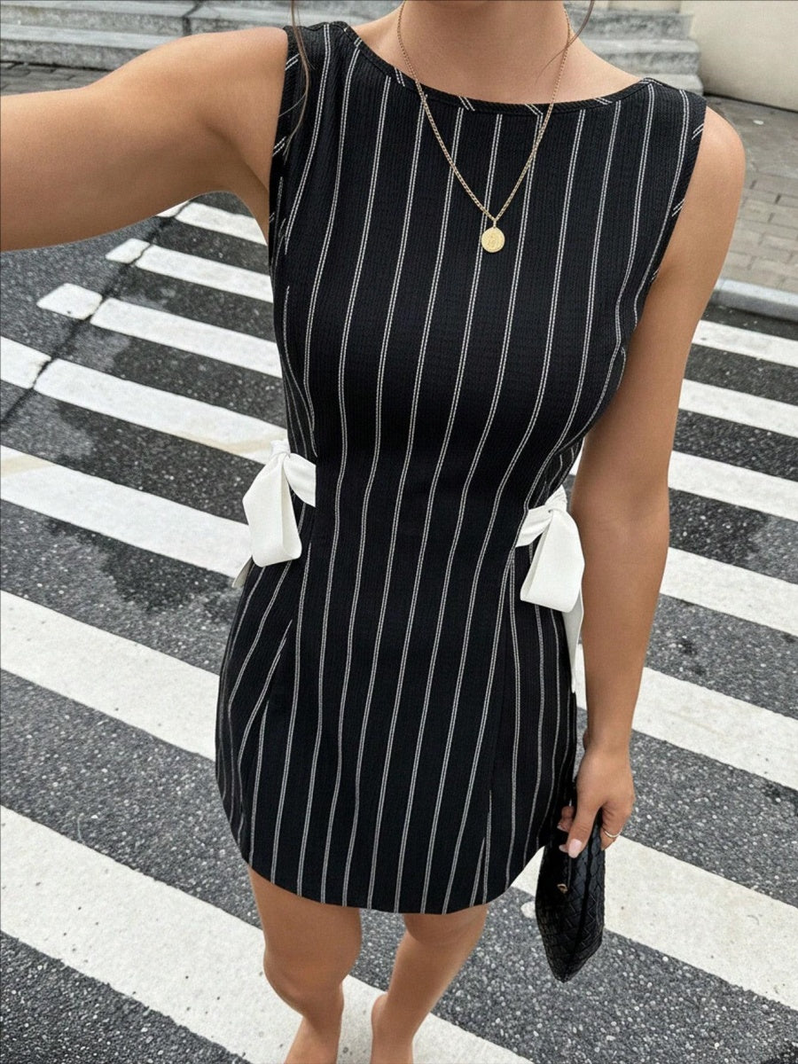 Stripes Sleeveless Reversible Bow Mini&Short Dresses