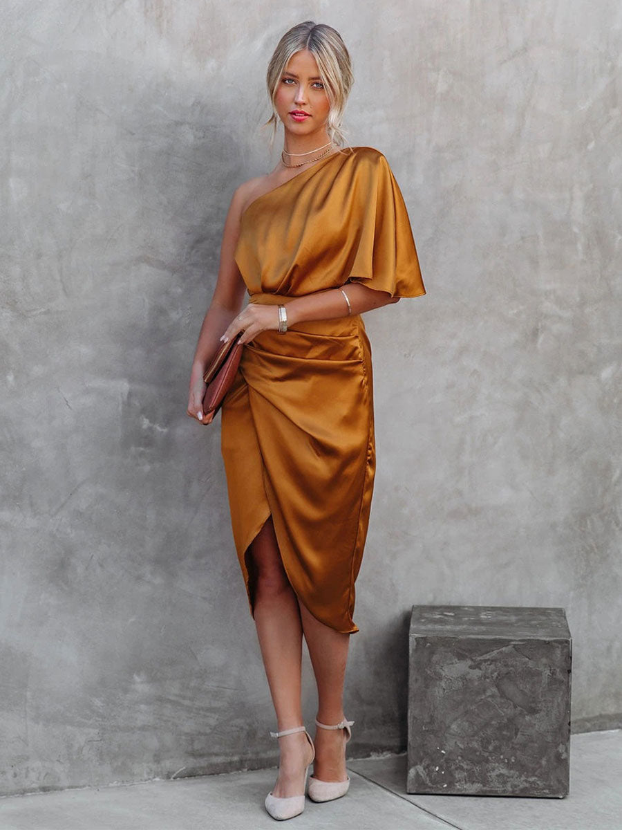 Pleated Backless Sexy One-Shoulder Short Sleeves Midi Dress