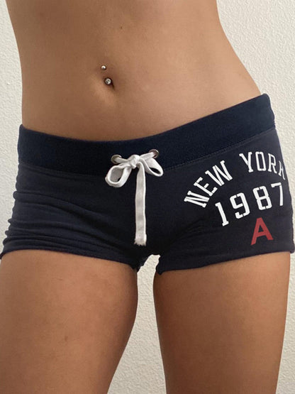 Letter Print Drawstring Exercise To Improve Body Shape Shorts