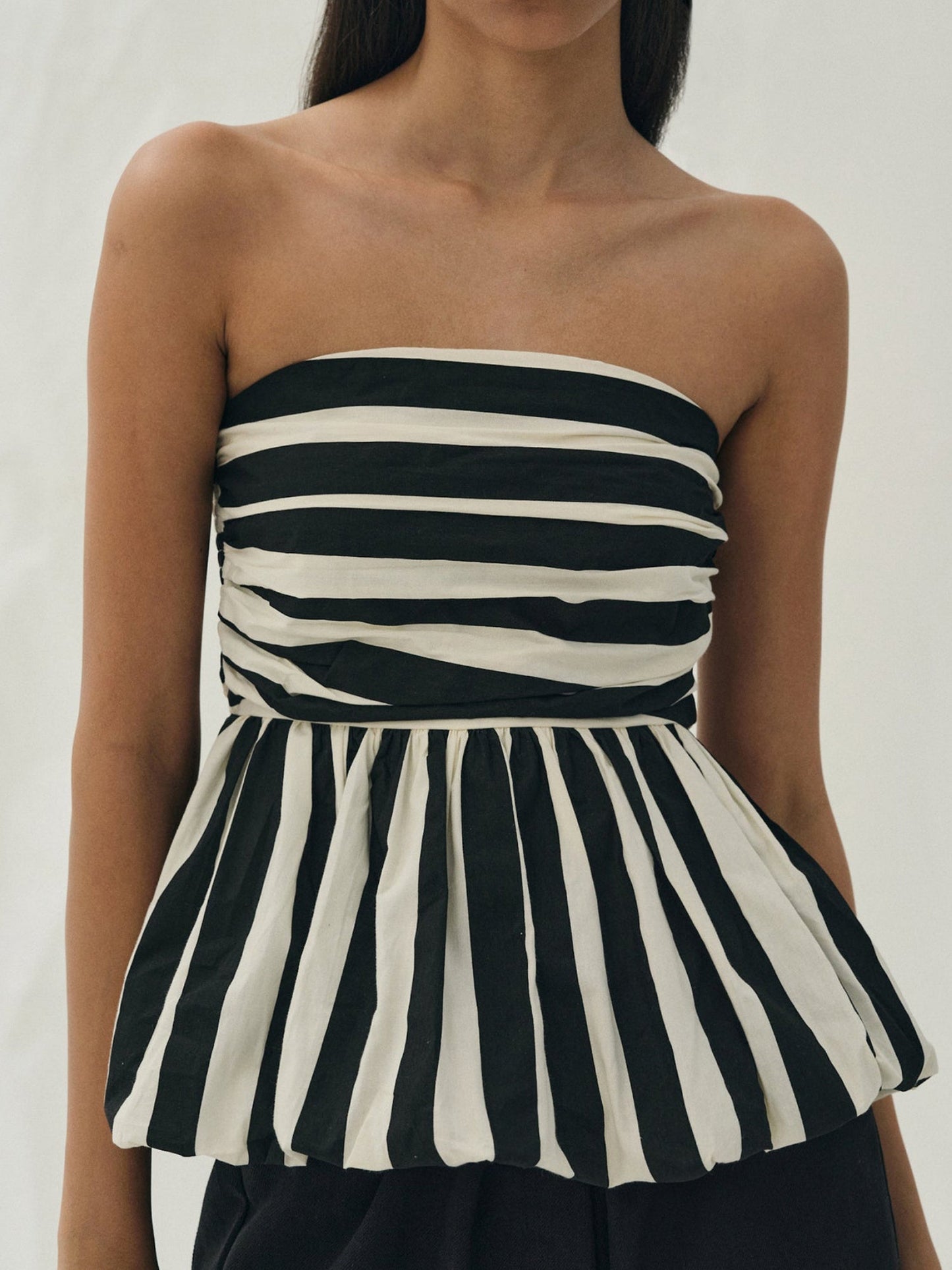 Stripes Color Matching Flower Bud Strapless Vest