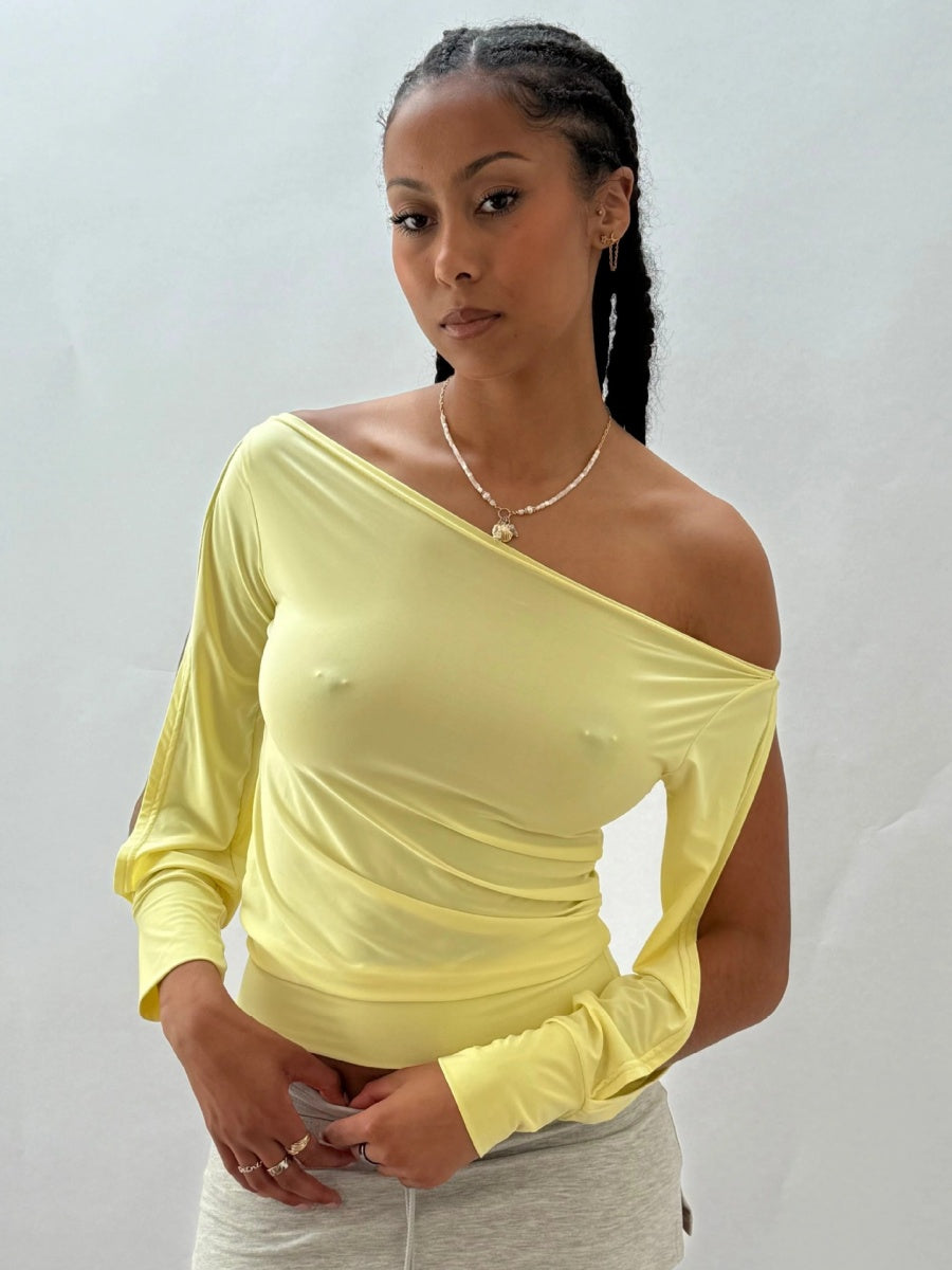 Long-sleeved Off-shoulder Pullover T-shirt