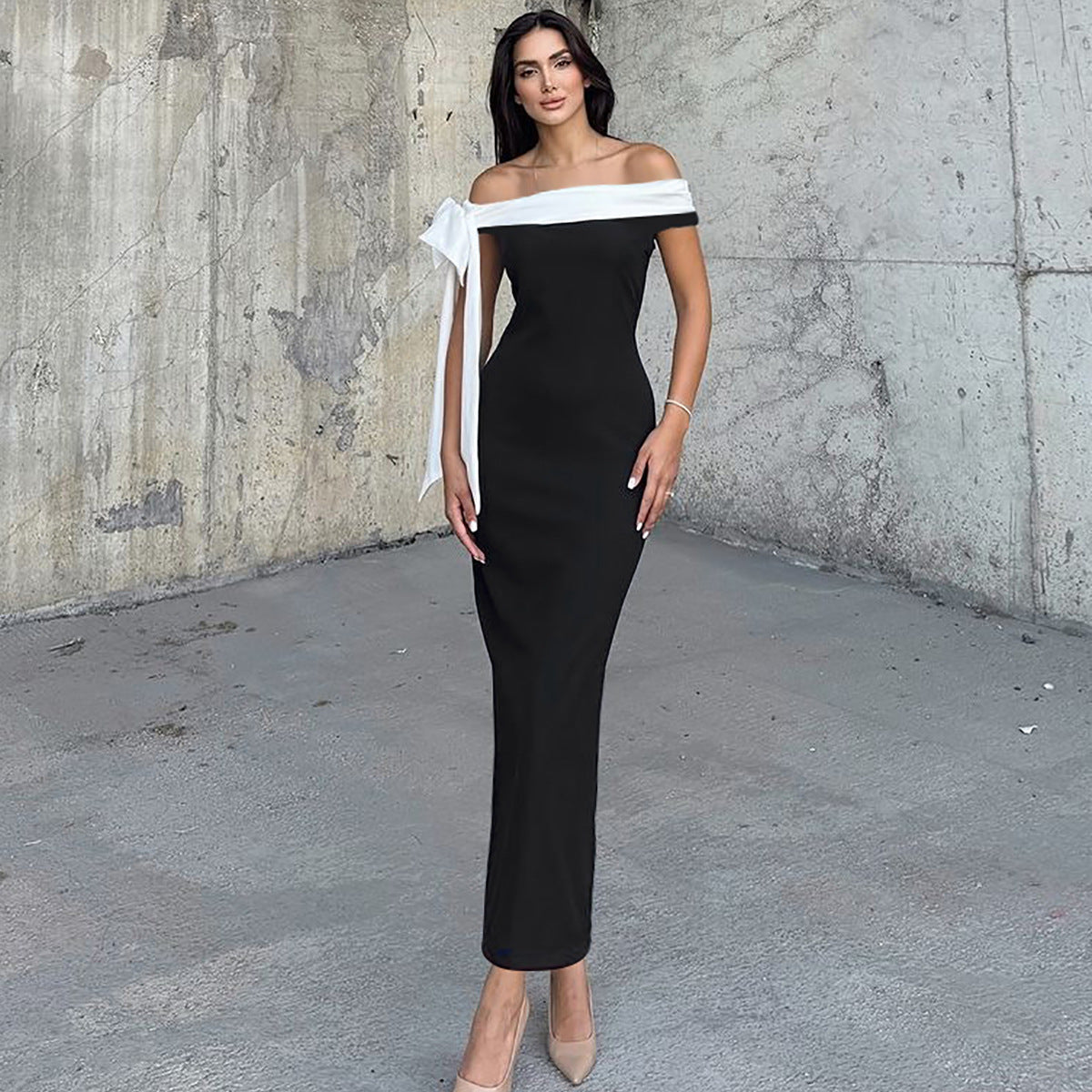 Simms Maxi Dress - Black