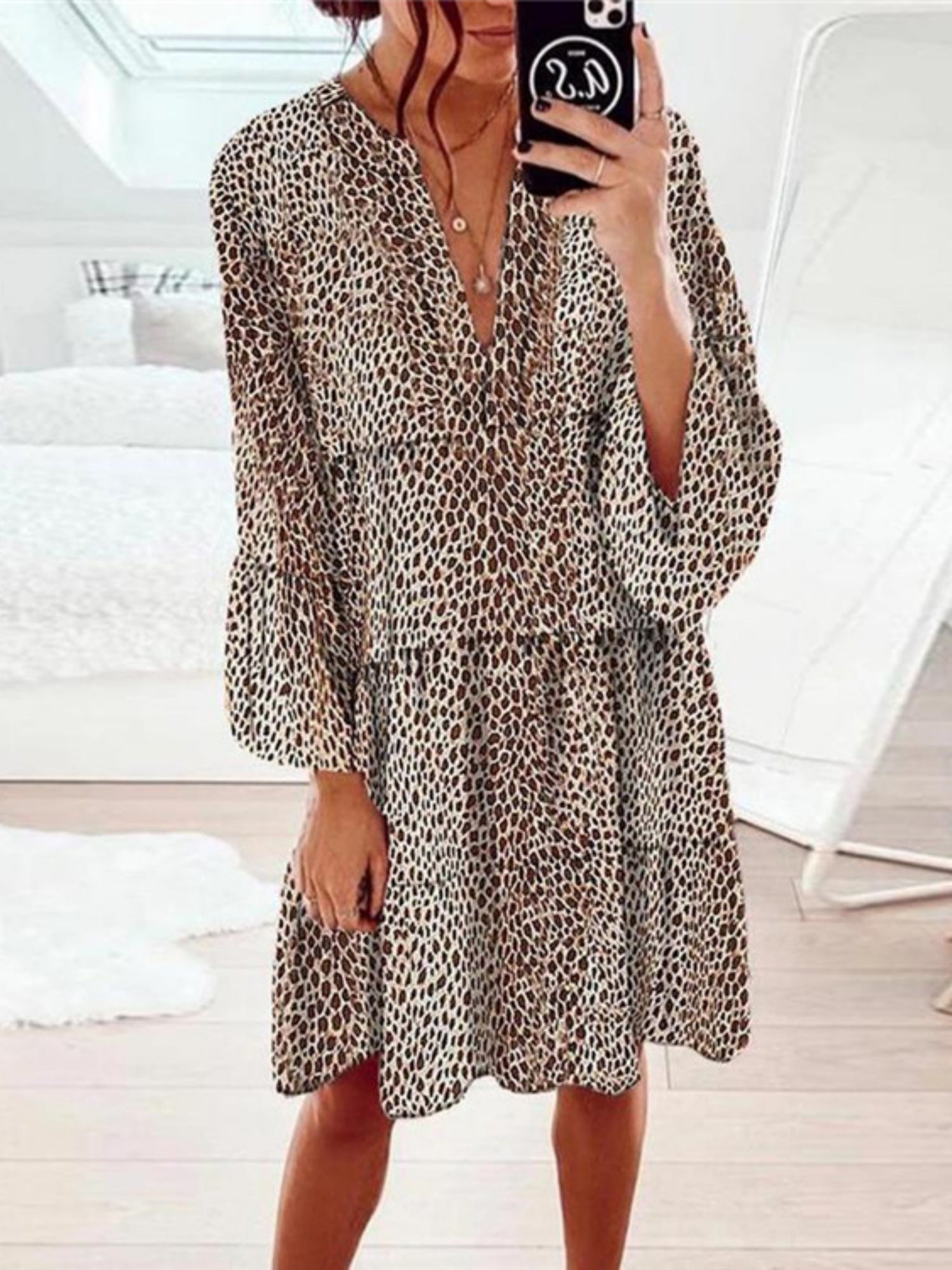 Leopard Print V-neck Long Sleeves Large Skirt Mini&Short Dresses