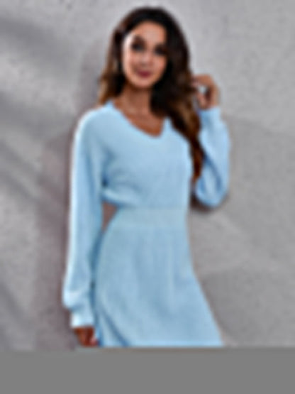 V-Neck long sleeve knitted dress