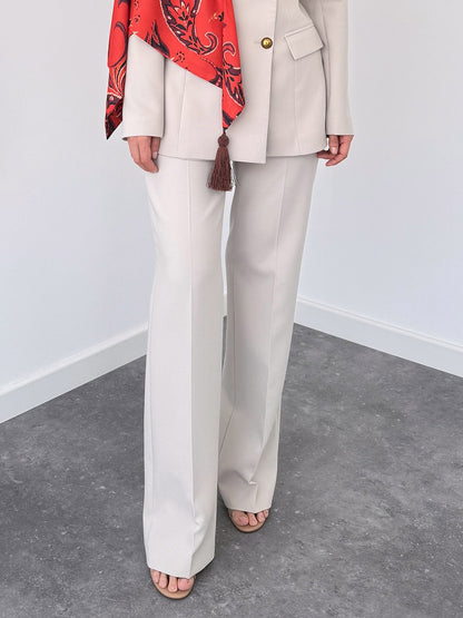 Elegant Tailored Double-Breasted Blazer