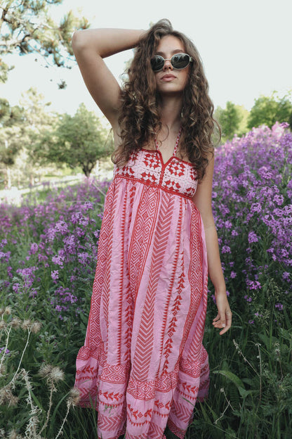 Geometric Embroidery Spaghetti Strap Lace-Up Back Maxi Dress