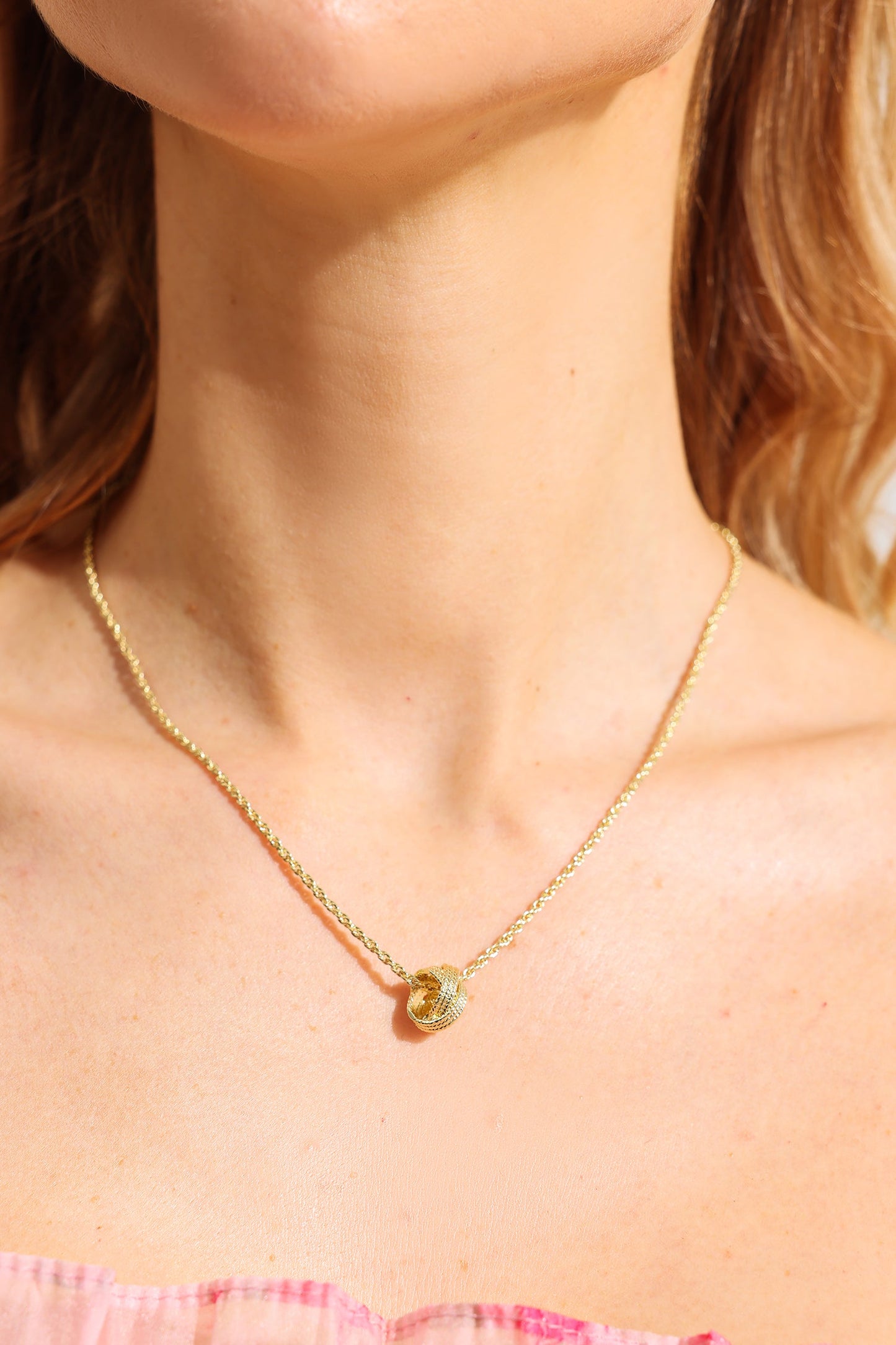 Metal Twist Imitation Necklace
