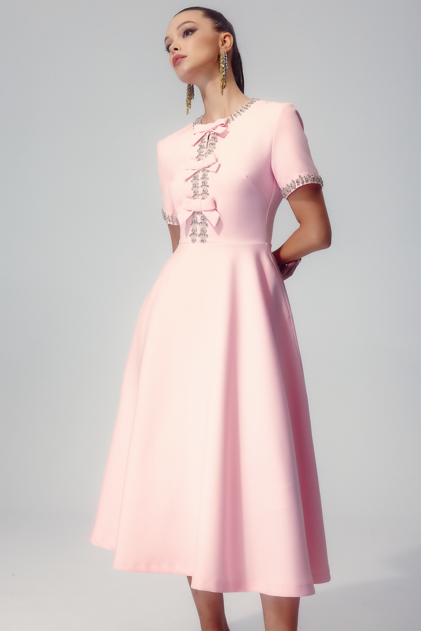 Rhinestone Trim Round Neck Bow Embellished Crystal Cuff A-Line Midi Dress